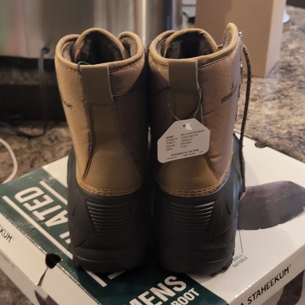 Staheekum men winter